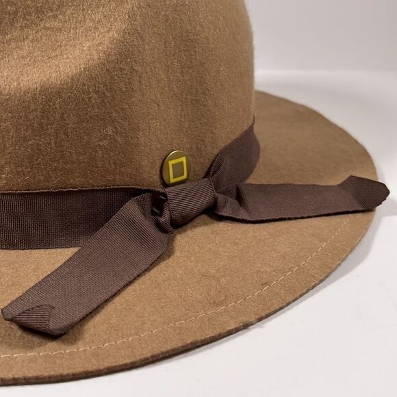 Beautiful Yellow 108 salvaged 💯 wool fedora hat camel colored. Small - Picture 2 of 16